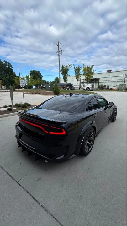2020 Dodge Charger SRT Hellcat 7th Gen - Image 8 of 18