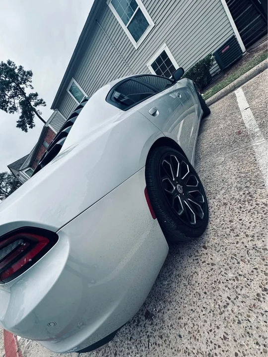 2020 Dodge Charger 8th Gen - Image 7 of 20