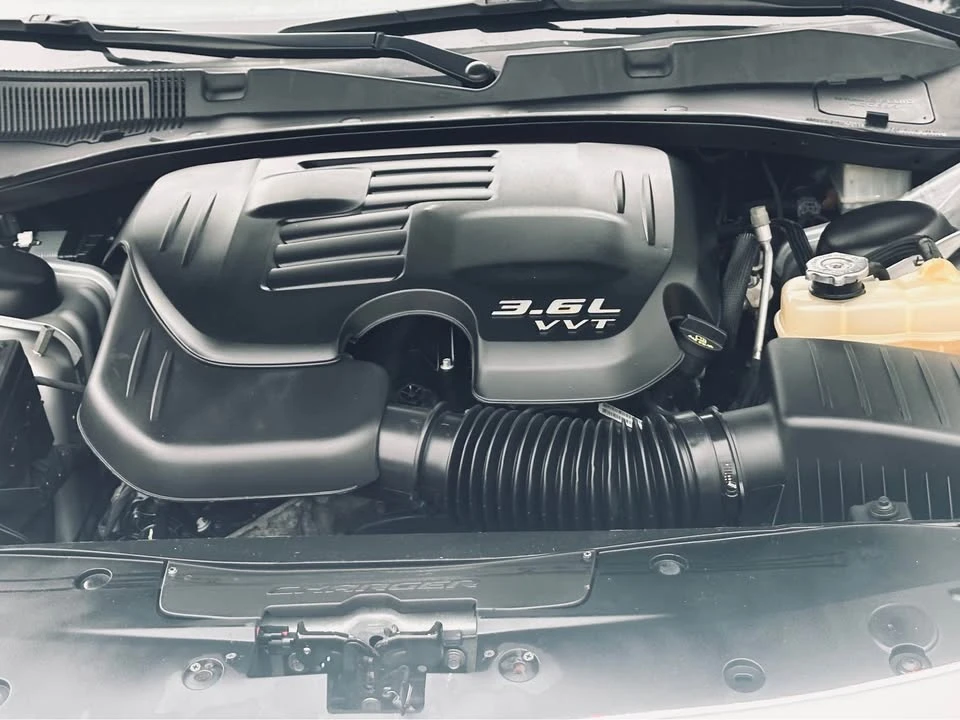 2020 Dodge Charger 8th Gen - Image 11 of 20