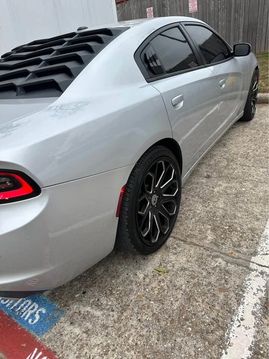 2020 Dodge Charger 8th Gen - Image 13 of 20