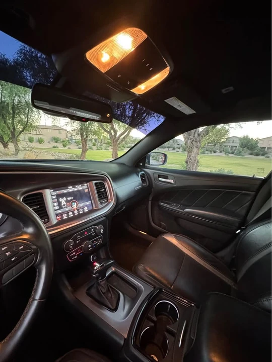 2020 Dodge Charger 7th Gen - Image 8 of 10