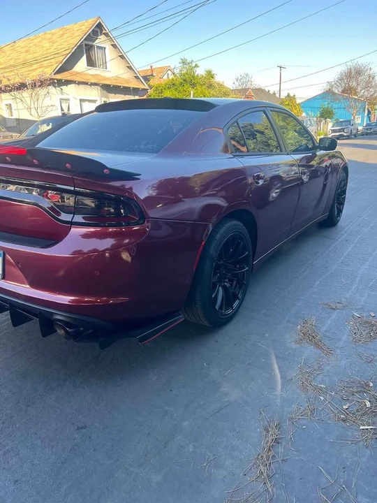 2020 Dodge Charger 7th Gen - Image 9 of 17