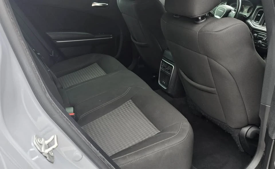 2020 Dodge Charger 7th Gen - Image 8 of 11