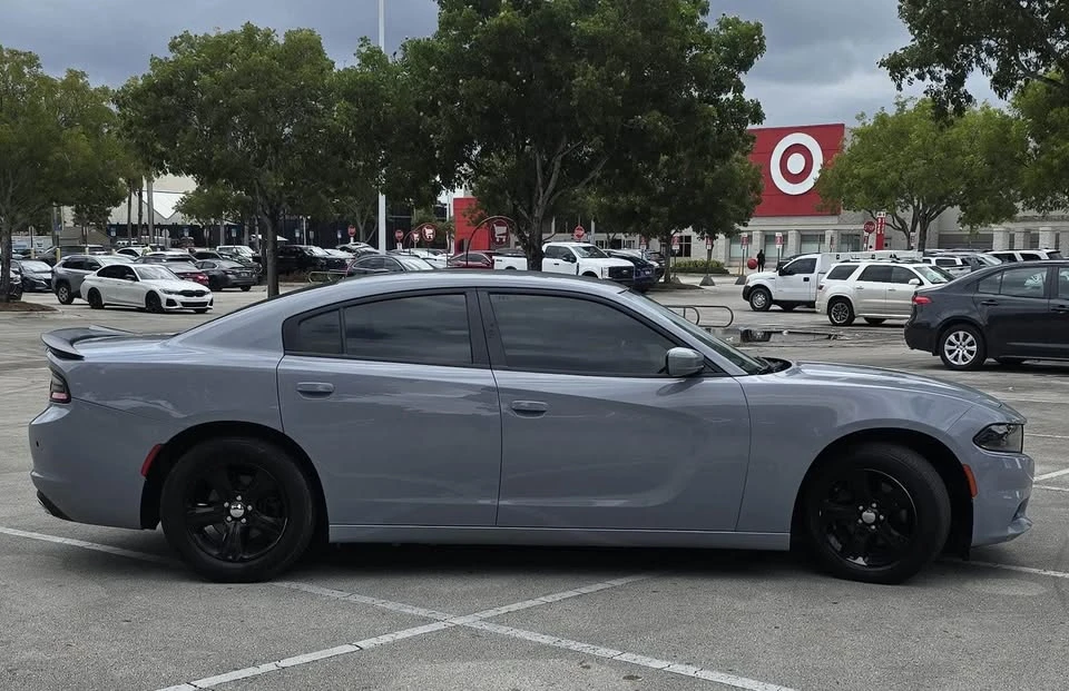 2020 Dodge Charger 7th Gen - Image 5 of 11