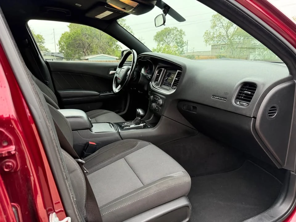 2020 Dodge Charger 7th Gen - Image 9 of 16