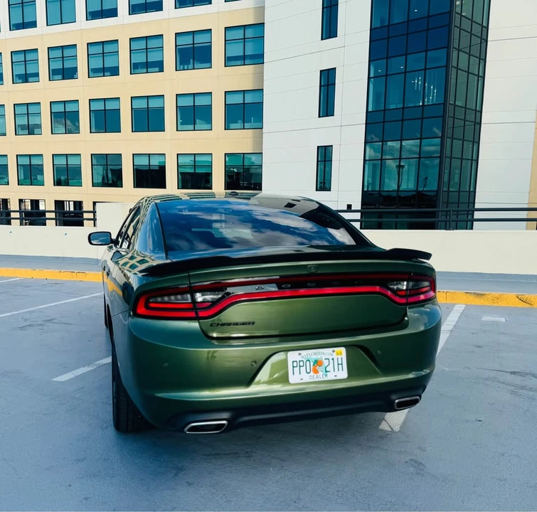 2020 Dodge Charger 7th Gen - Image 7 of 15