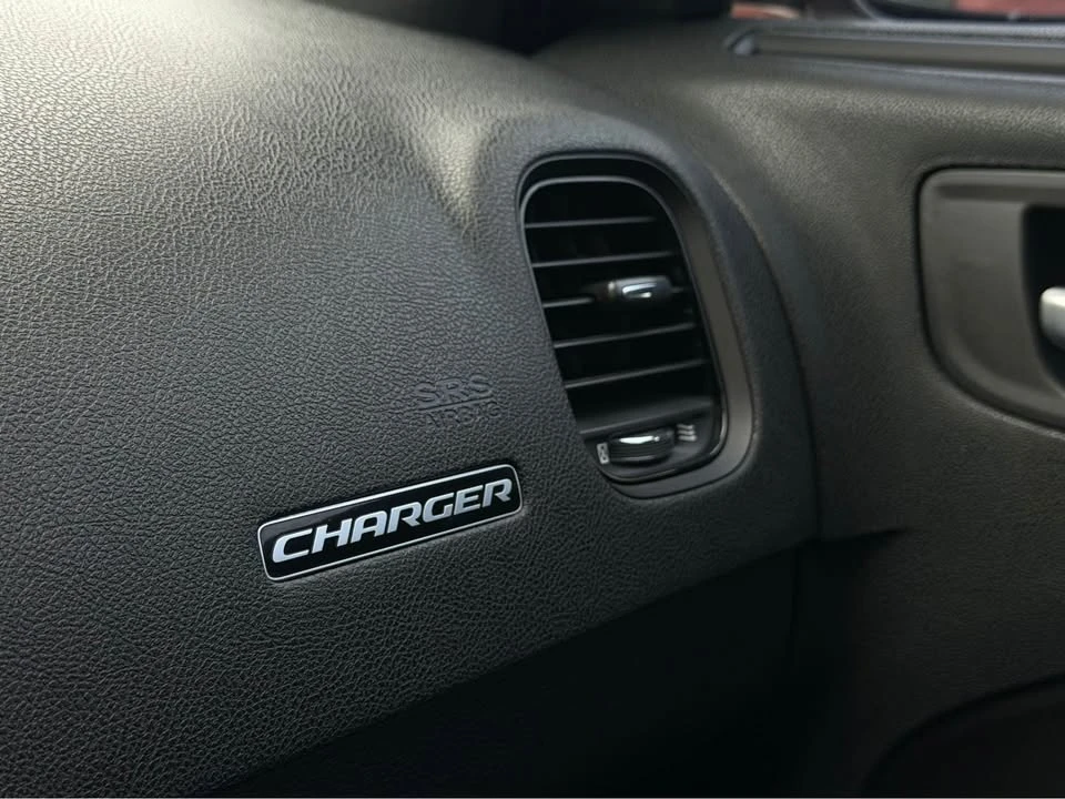 2020 Dodge Charger 7th Gen - Image 15 of 16