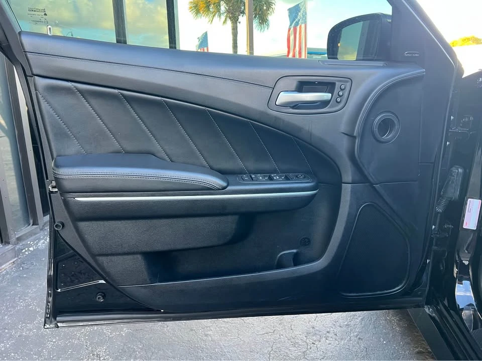 2020 Dodge Charger SRT & 392 7th Gen - Image 7 of 18