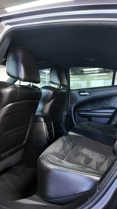 2020 Dodge Charger 8th Gen - Image 14 of 18