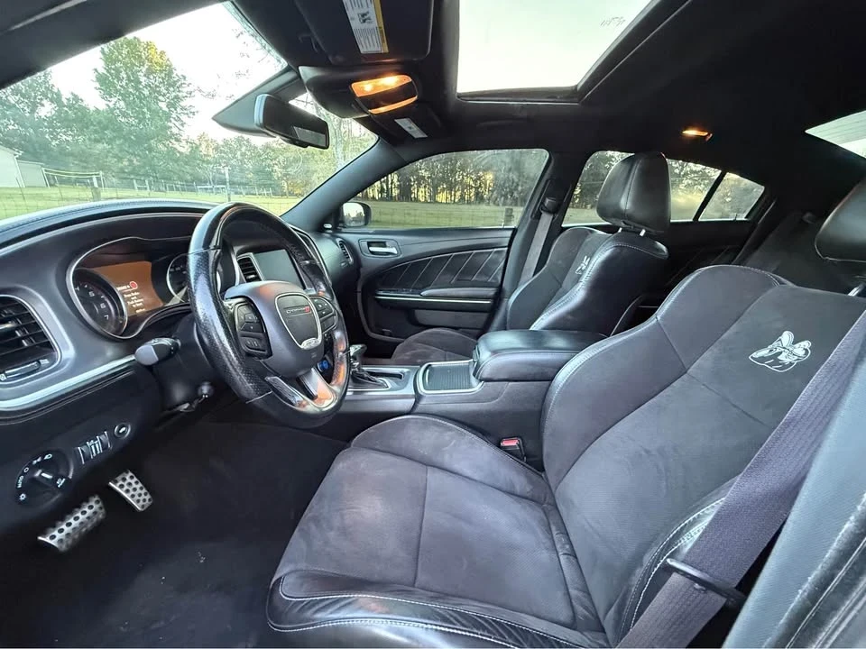 2020 Dodge Charger 8th Gen - Image 9 of 14