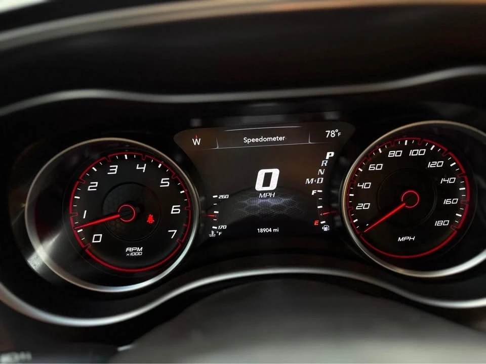 2020 Dodge Charger 8th Gen - Image 9 of 18