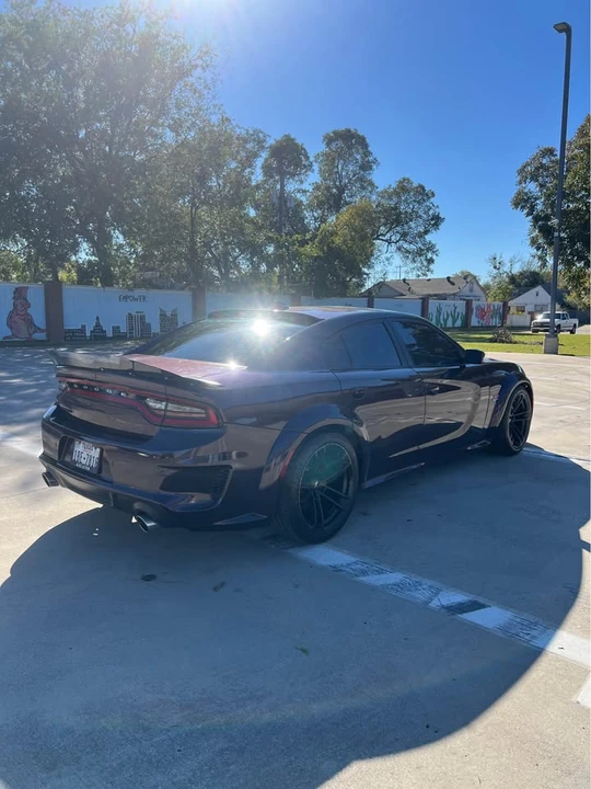 2020 Dodge Charger 8th Gen - Image 5 of 20
