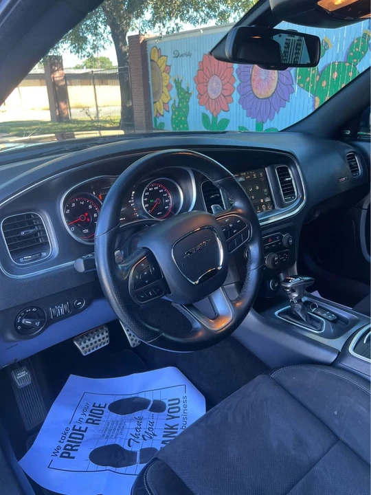 2020 Dodge Charger 8th Gen - Image 10 of 20