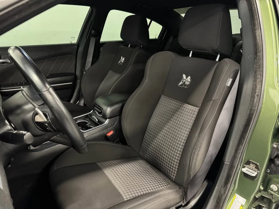 2020 Dodge Charger 8th Gen - Image 15 of 18