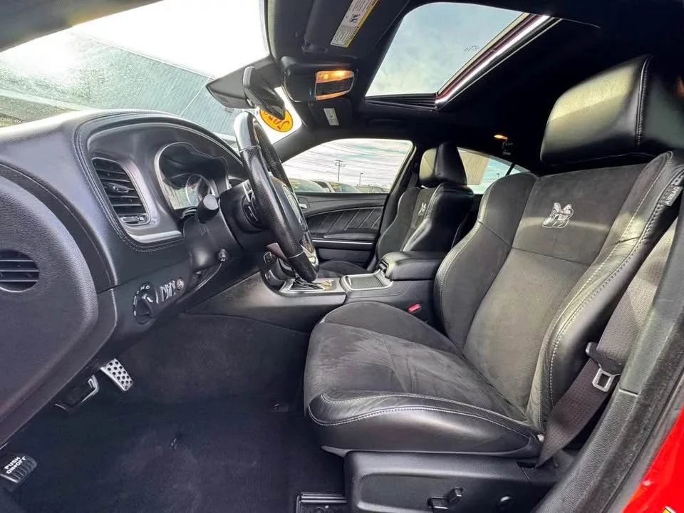 2020 Dodge Charger 8th Gen - Image 8 of 19