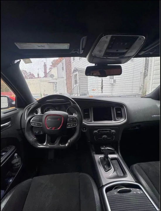 2020 Dodge Charger 8th Gen - Image 6 of 8
