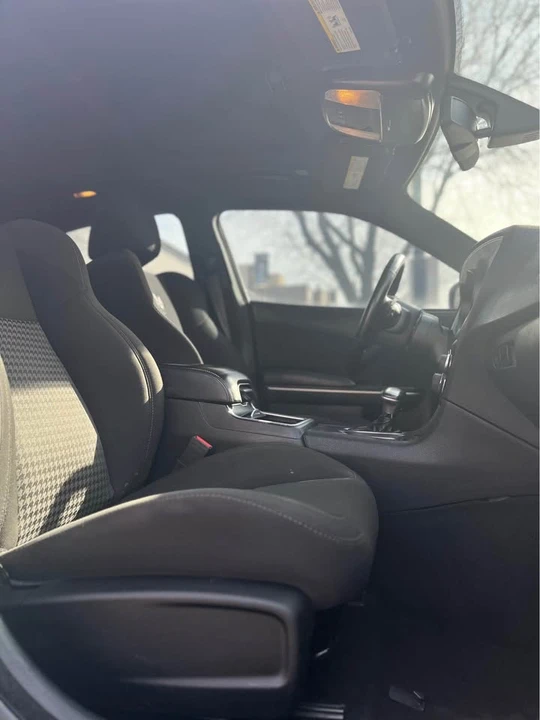 2020 Dodge Charger 8th Gen - Image 8 of 12