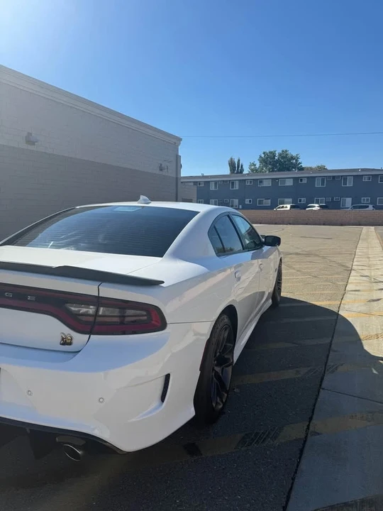 2020 Dodge Charger 8th Gen - Image 5 of 8