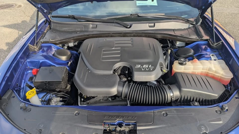 2020 Dodge Charger 7th Gen - Image 10 of 12