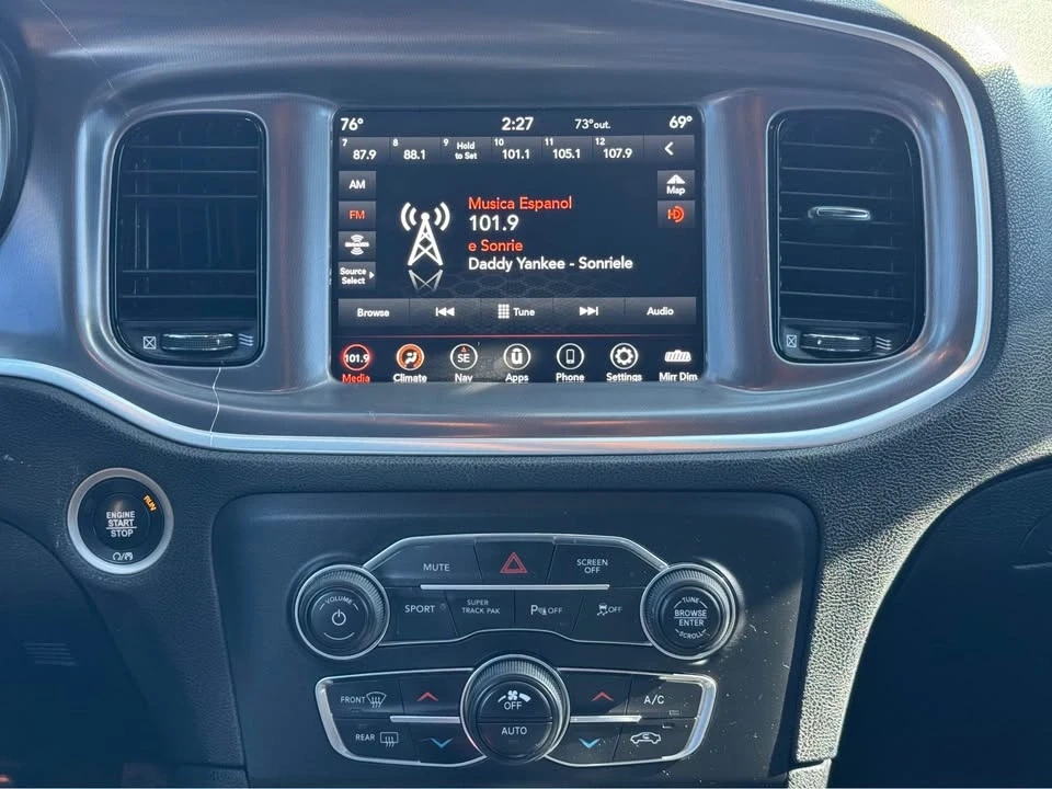 2020 Dodge Charger 8th Gen - Image 13 of 17