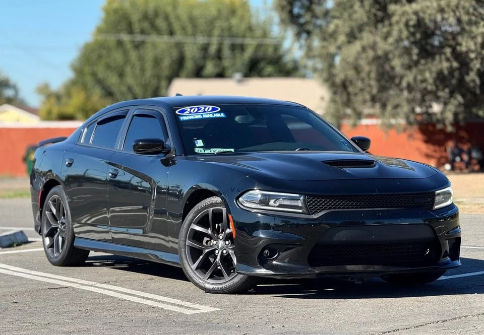 2020 Dodge Charger 8th Gen - Image 4 of 17