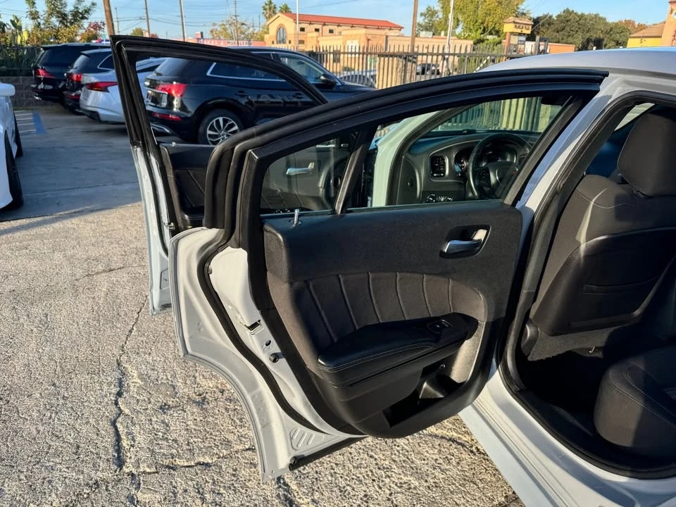 2020 Dodge Charger 8th Gen - Image 12 of 19