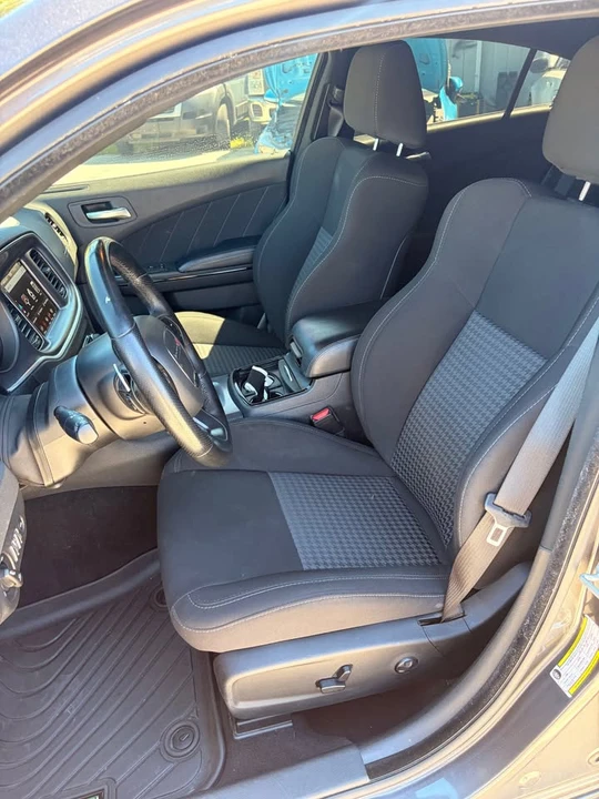 2020 Dodge Charger 7th Gen - Image 6 of 11