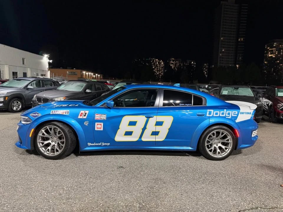 2020 Dodge Charger SRT Hellcat 7th Gen - Image 2 of 11