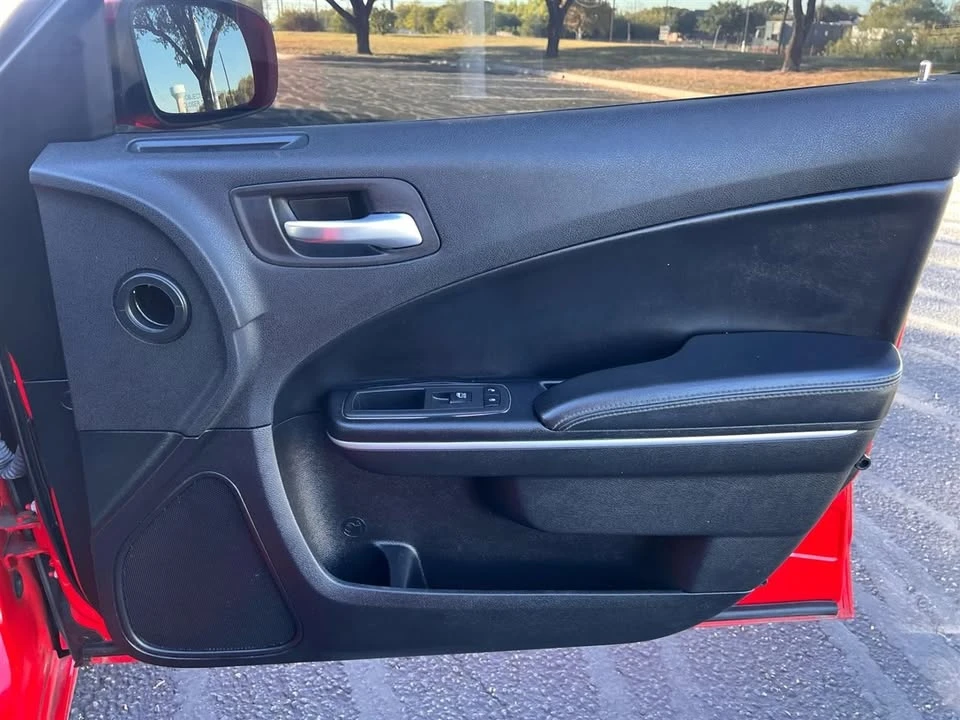 2020 Dodge Charger 7th Gen - Image 6 of 17