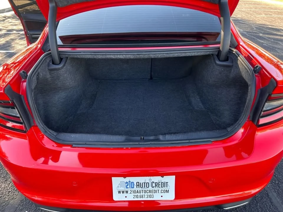 2020 Dodge Charger 7th Gen - Image 16 of 17