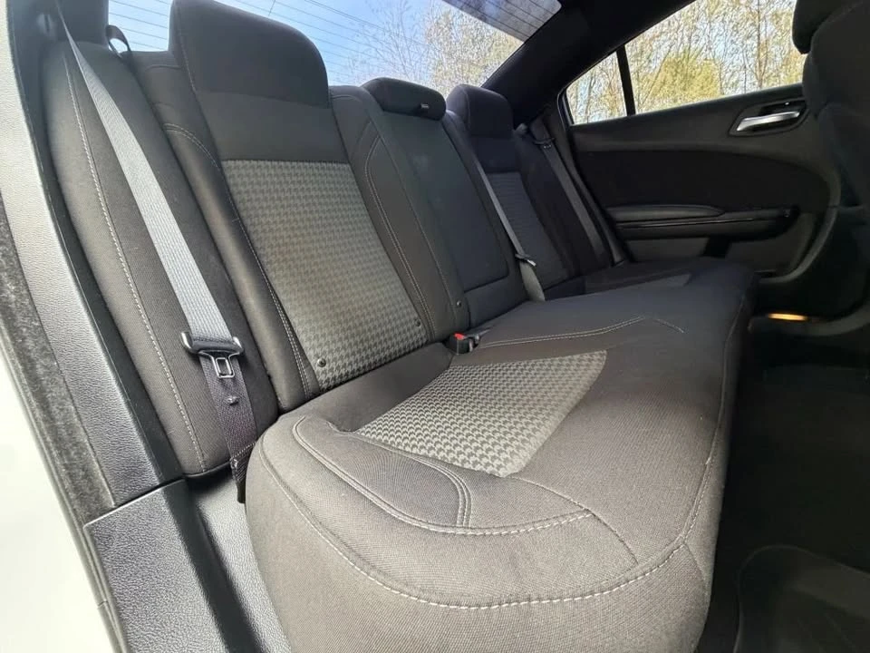 2020 Dodge Charger 7th Gen - Image 7 of 10