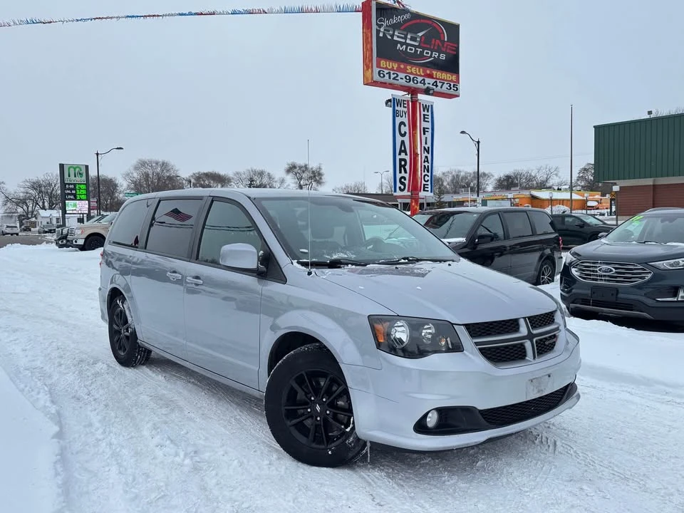 2020 Dodge Caravan - Image 2 of 17