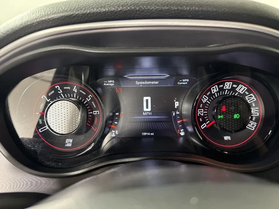 2020 Dodge Challenger 3rd Gen - Image 15 of 16
