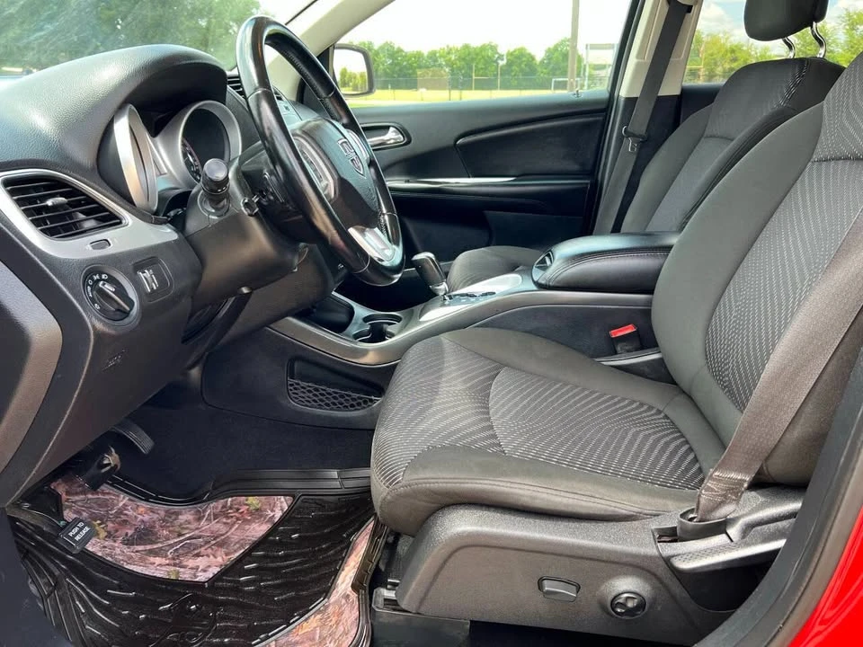 2020 Dodge Journey - Image 9 of 16