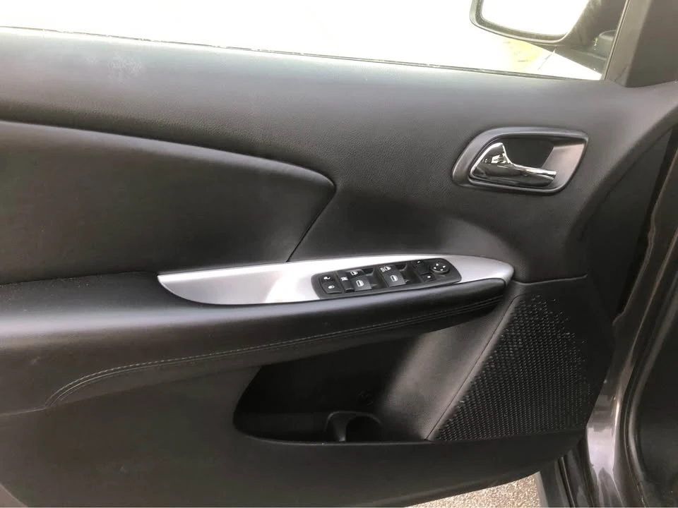 2020 Dodge Journey - Image 11 of 16