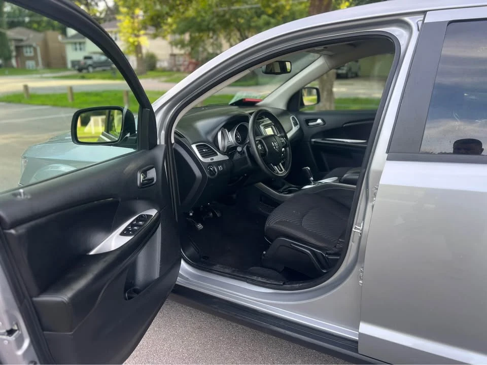 2020 Dodge Journey - Image 9 of 19