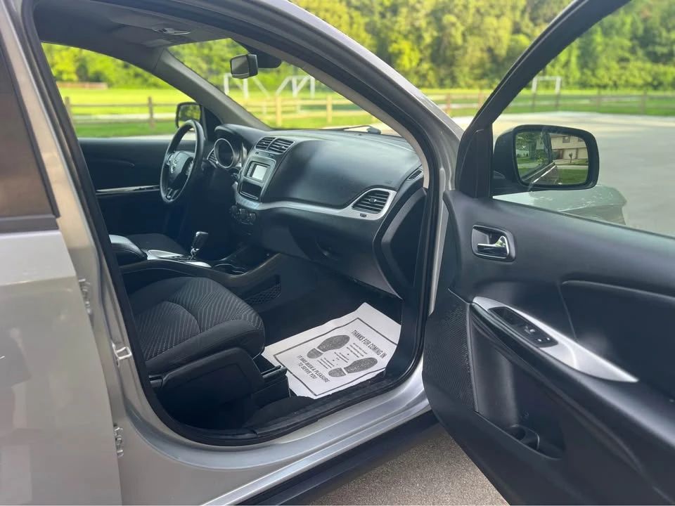 2020 Dodge Journey - Image 13 of 19