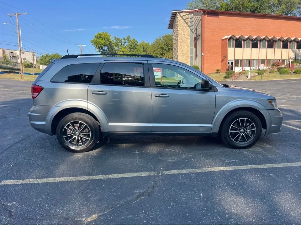 2020 Dodge Journey - Image 2 of 18