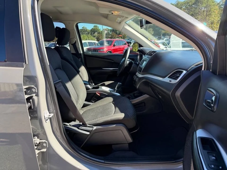 2020 Dodge Journey - Image 13 of 20