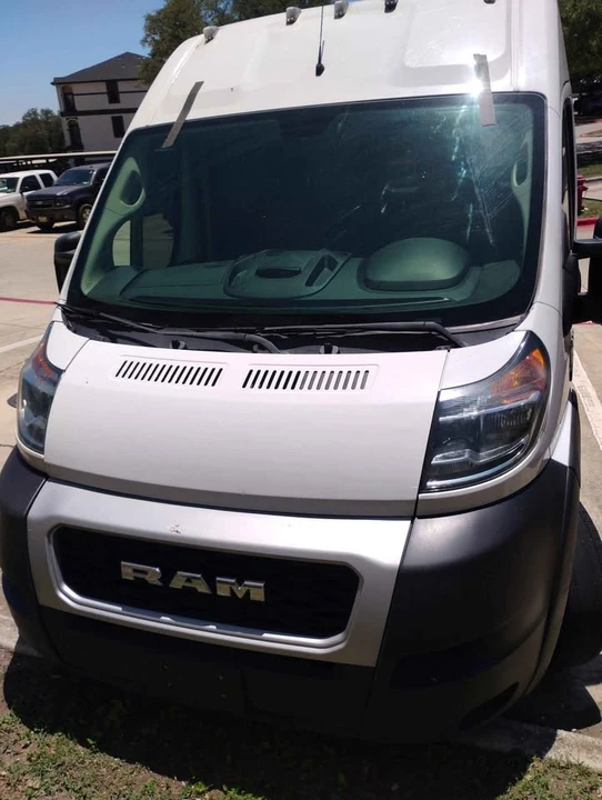 2020 Ram 2500 - Image 2 of 3