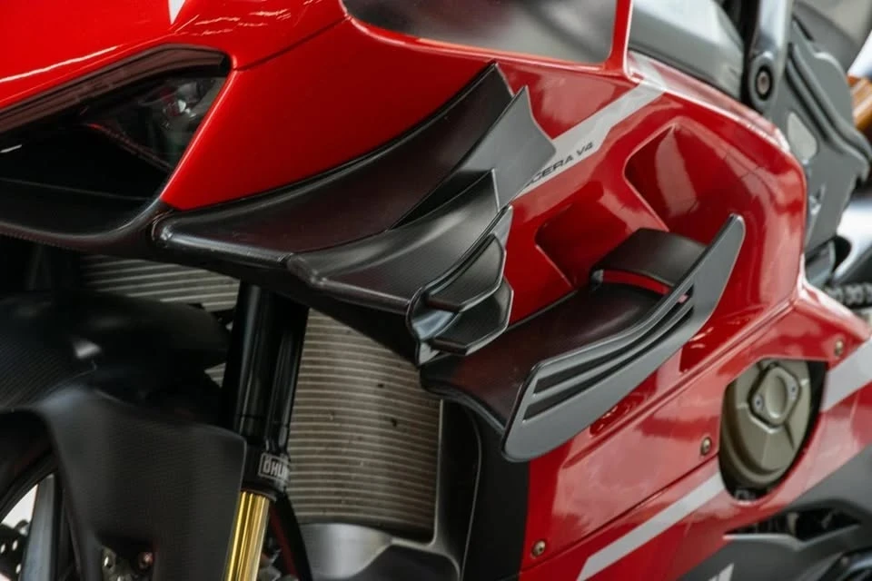 2020 Ducati V4 Superleggera - Image 11 of 19