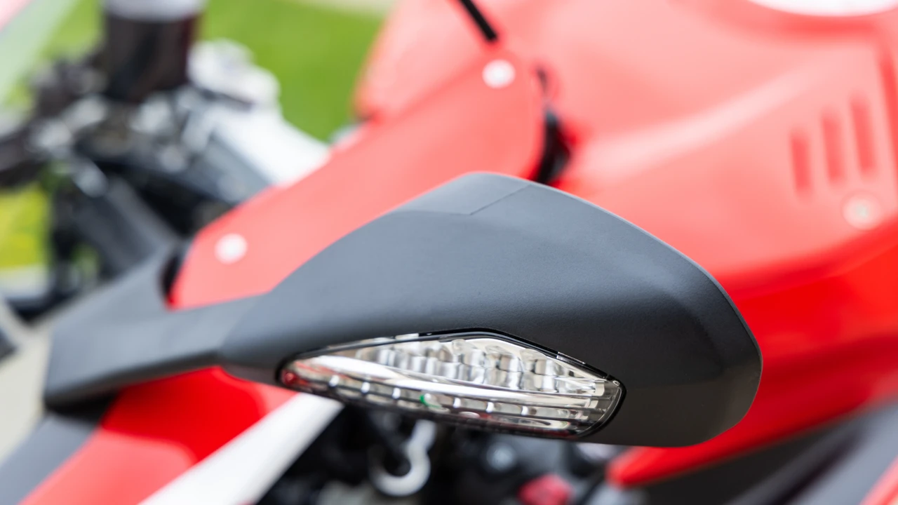 2020 Ducati V4 Superleggera - Image 15 of 31