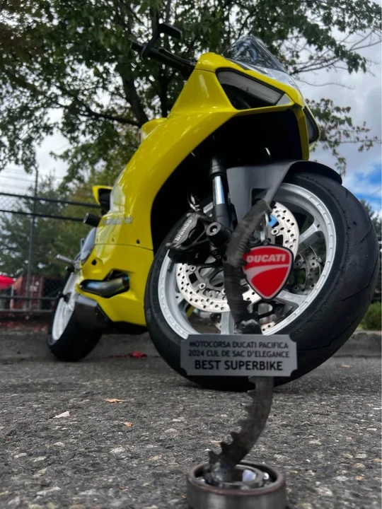 2020 Ducati V2 - Image 5 of 6