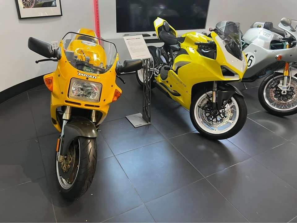 2020 Ducati V2 - Image 3 of 6