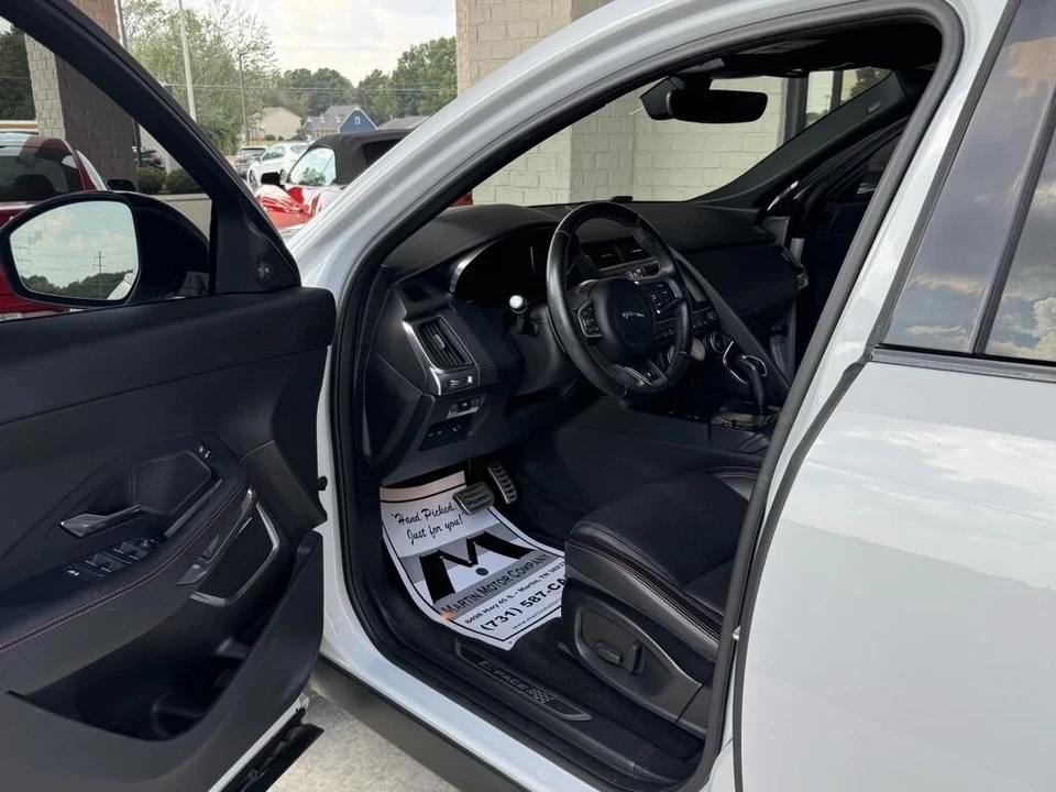 2020 Jaguar E-Pace - Image 19 of 21