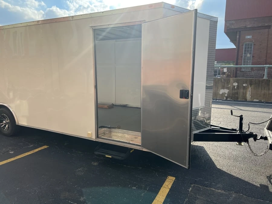 2020 Eagle - Image 6 of 10