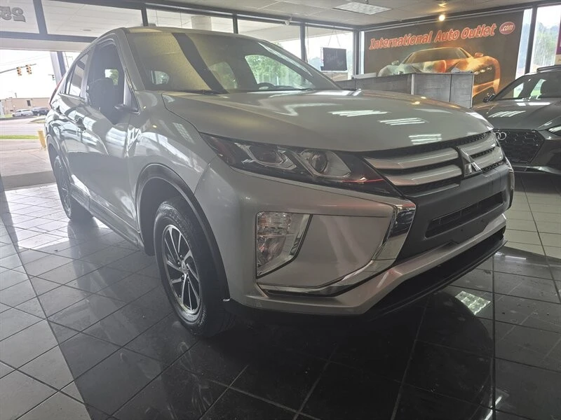 2020 Mitsubishi Eclipse Cross - Image 3 of 4