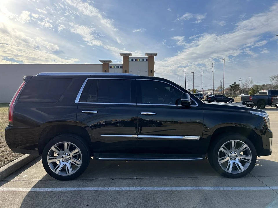 2020 Cadillac Escalade 4th Gen - Image 14 of 21