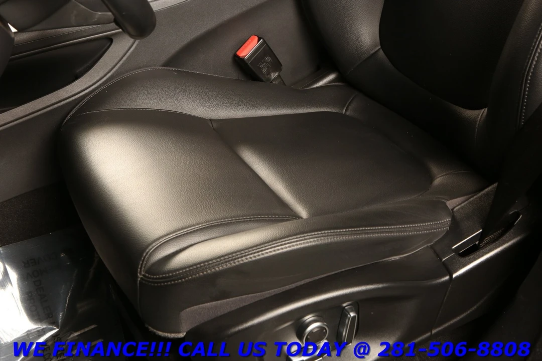 2020 Jaguar F-Pace - Image 13 of 21