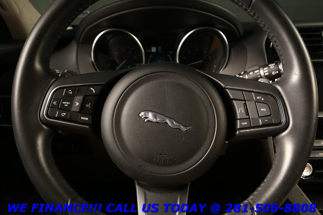 2020 Jaguar F-Pace - Image 14 of 21